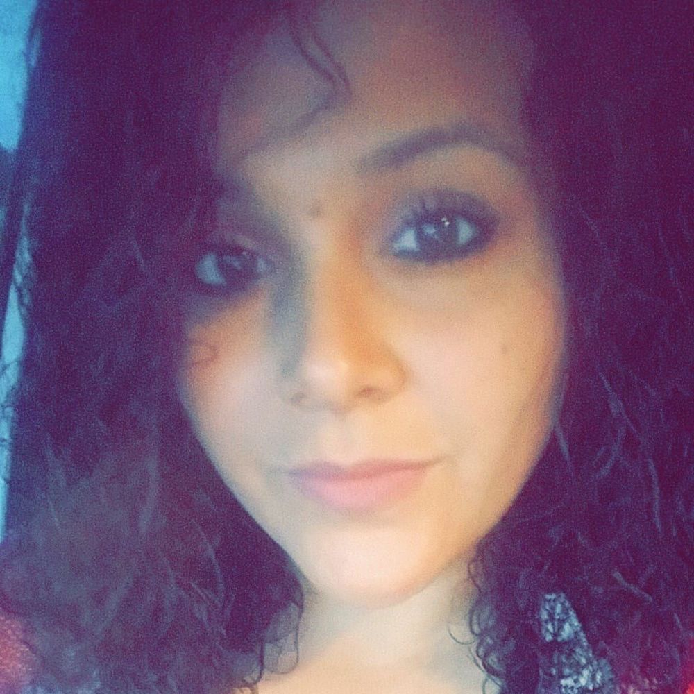 Meet your Posher, Ileana